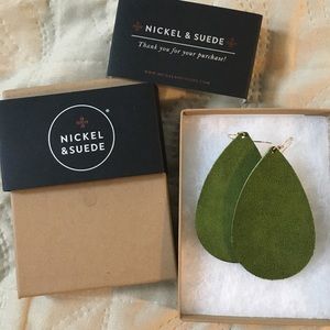 Nickel and Suede leather earrings